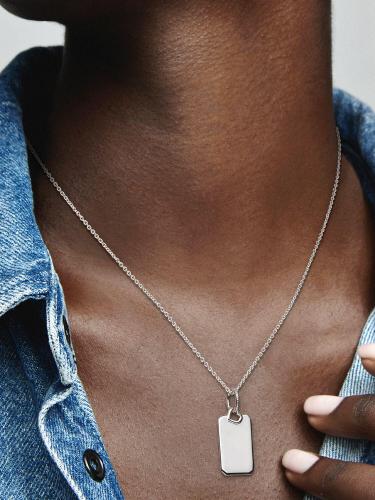 قلادة فضة عيار 925 شكل مستطيل لون ذهبي