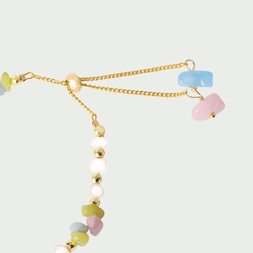 اسورة مصممة بالاحجار الطبيعية واللؤلؤ المزروع