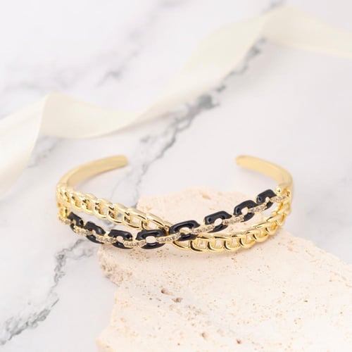 سوار مطلي بالذهب حلقات متصلة