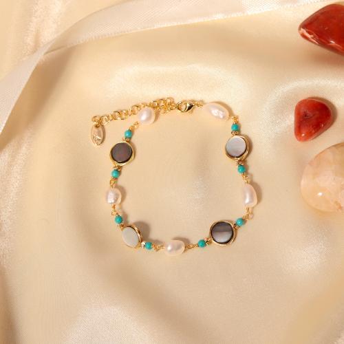 سوار مطلي بالذهب مزين بالصدف الطبيعي واللؤلؤ الطبي...