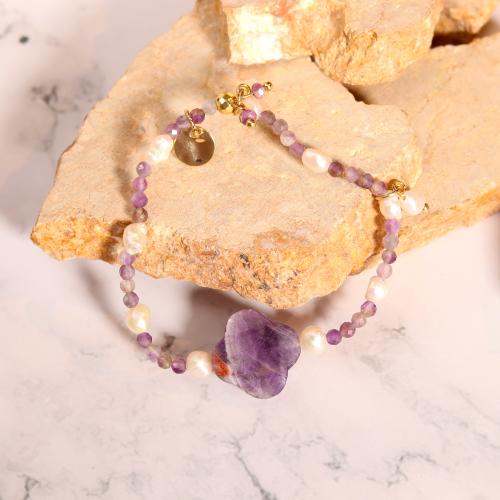 سوار من الأحجار الطبيعية مزين باللؤلؤ الطبيعي