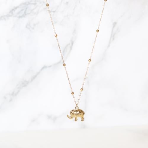 سلسلة مطلية بالذهب مزينة بتعليقة شكل فيل