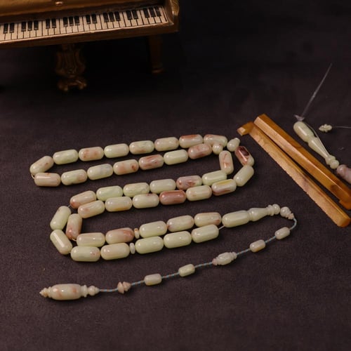 بكلايت فستقي عرق أحمر نوادر