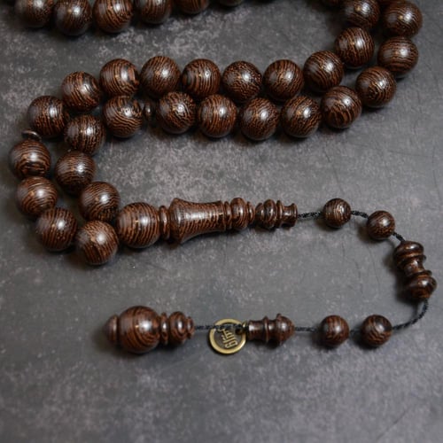 سبحة خشب الفنجي دارك