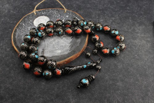 سبحة فاخرة يسر مع الفيروز و المرجان