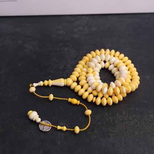 بلياردو أصفر فاتح