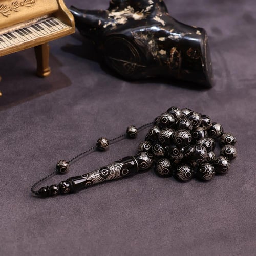 تحفة فاخرة من اليسر ( المرجان الأسود )