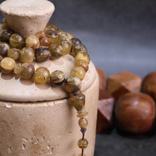 سبحة نادرة من جلد ذئب طبيعي