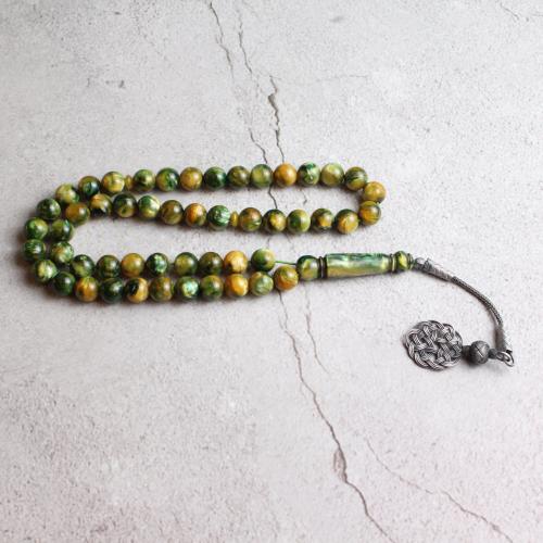 سبحة بكلايت فستقي مع طرابزونة فضة