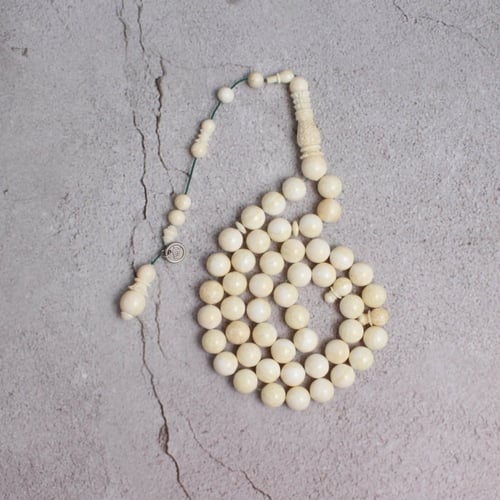 سبحة فاخرة نادرة من عاج حيوان الفظ (الفقمة)