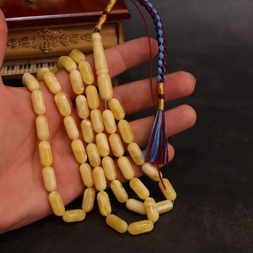 كهرمان طبيعي صنوبري فرز مميز