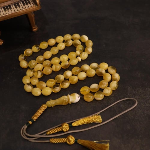 كهرمان ملكي طباشيري طبيعي