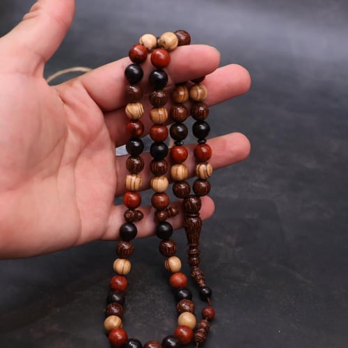 سبحة الأخشاب الأنيقة ١٠ ملم