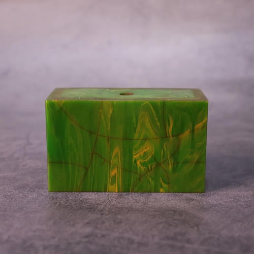 قطعة فريدة بكلايت أخضر مكرك