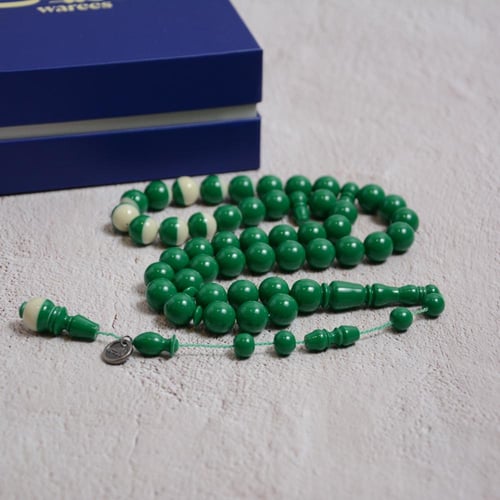 سبحة بلياردو أخضر