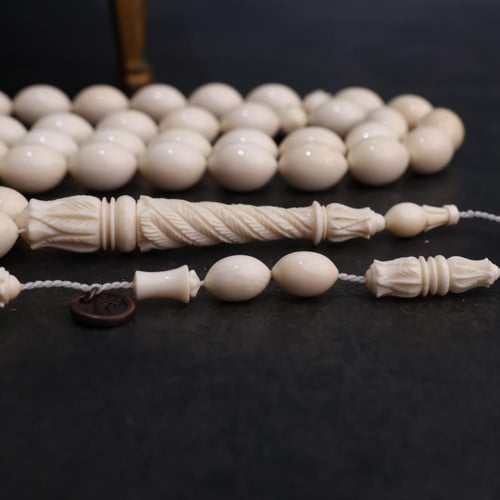 تحفة مميزة من الفيل نقش يدوي