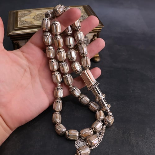 سبحة من صدف وردي فاخر مع فضة 925