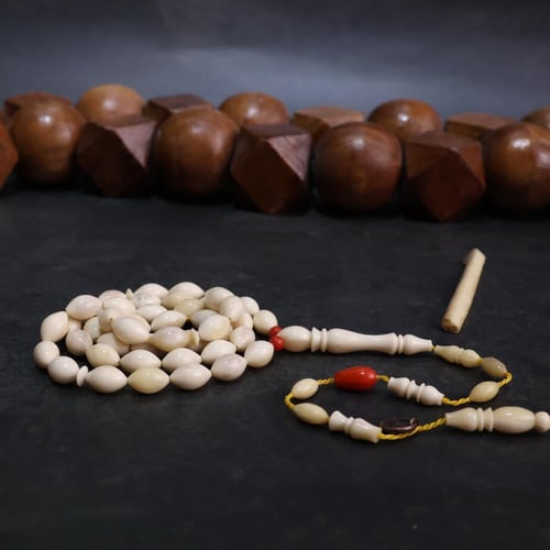 سبحة عظم نعام زيتوني