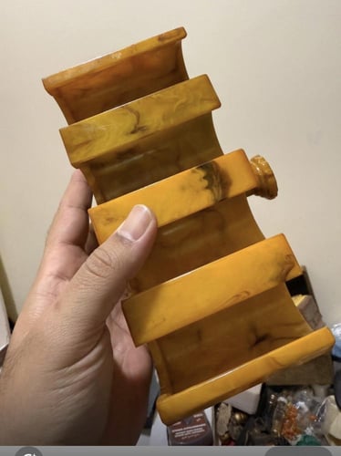 بكلايت فستقي عرق أحمر نوادر