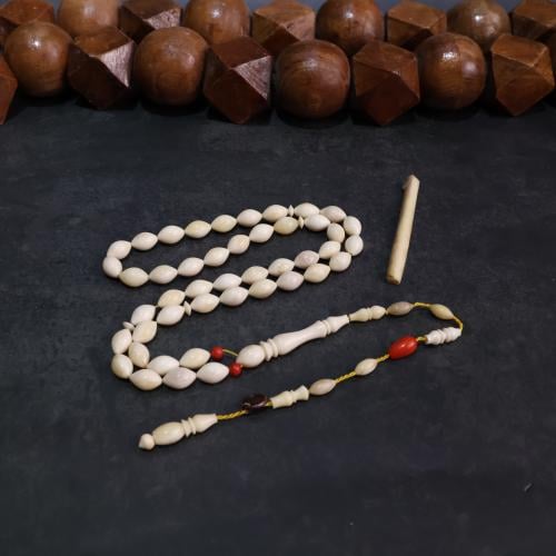 سبحة عظم نعام زيتوني