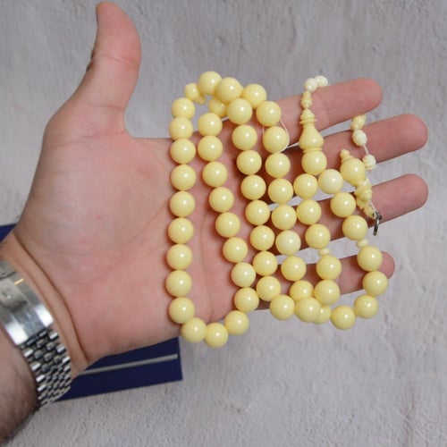 سبحة دومنه قديم كريمي