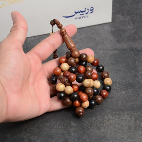 سبحة أخشاب متنوعة