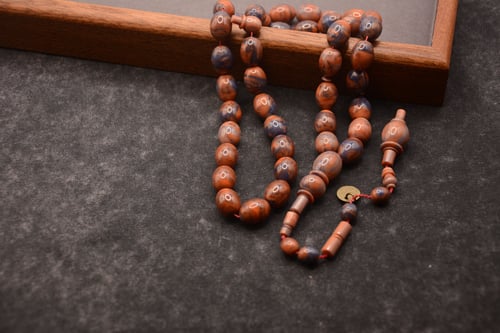 سبحة فاتوران طوبي مع رمادي