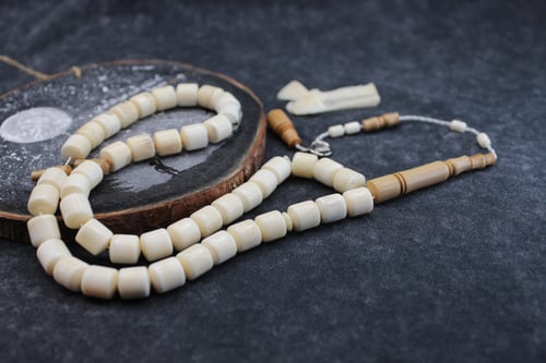 سبحة فقمة مع ماموث فاخر