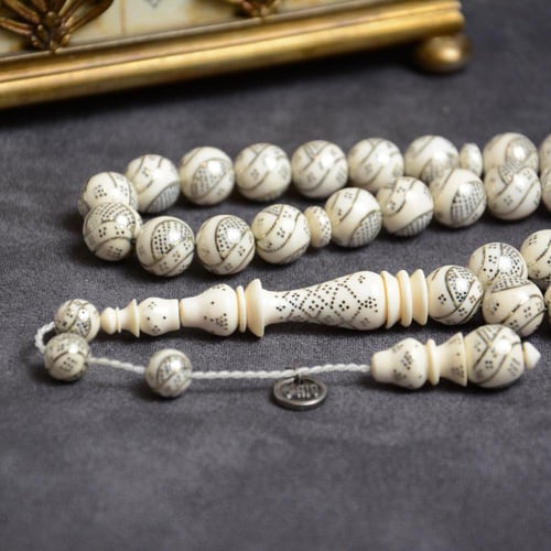 سبحة فاخرة من عاج الفيل والفضة