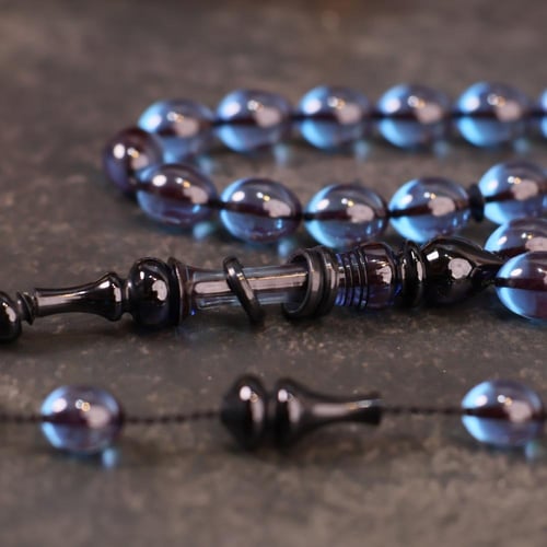 سبحة أنيقة أزرق شفاف