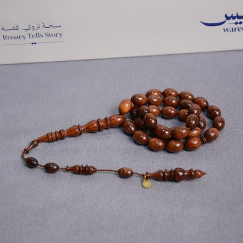 سبحة فاخرة من خشب الثعبان