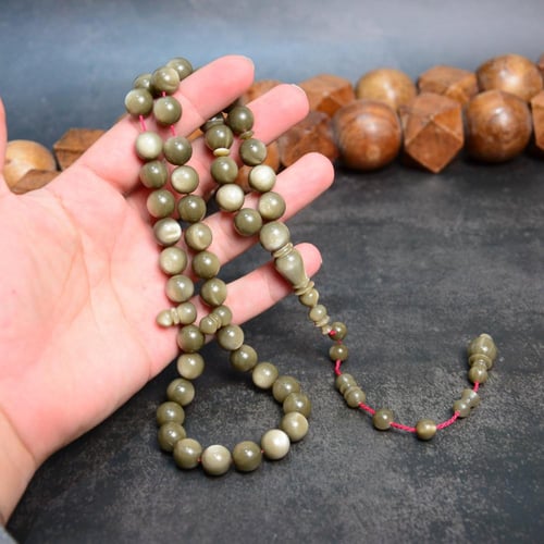 سبحة جلاليث رمادي صدفي