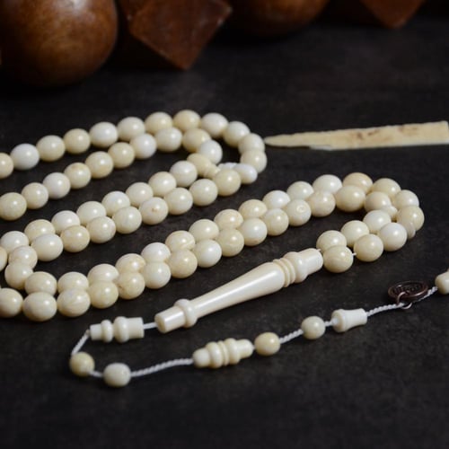 مسباح ملكي من عاج الفقمة