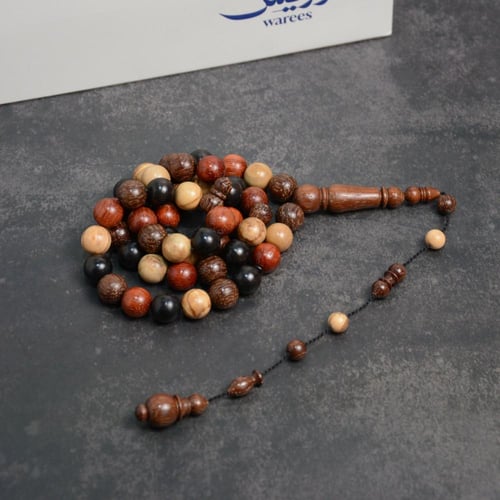 سبحة أخشاب متنوعة