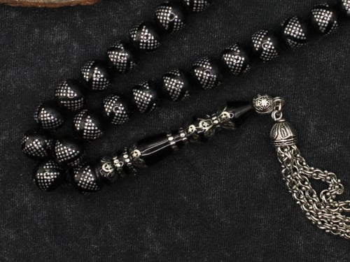 سبحة حجر اولتو الكريم