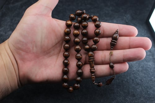 مسباح من خشب الثعبان النادر