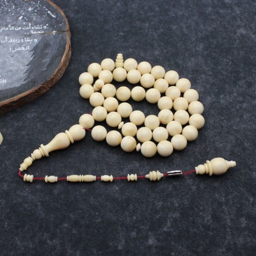 سبحة ناب حوت العنبر