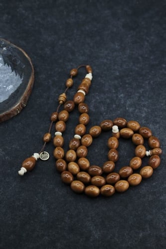 سبحة مميزة من خشب الكوك