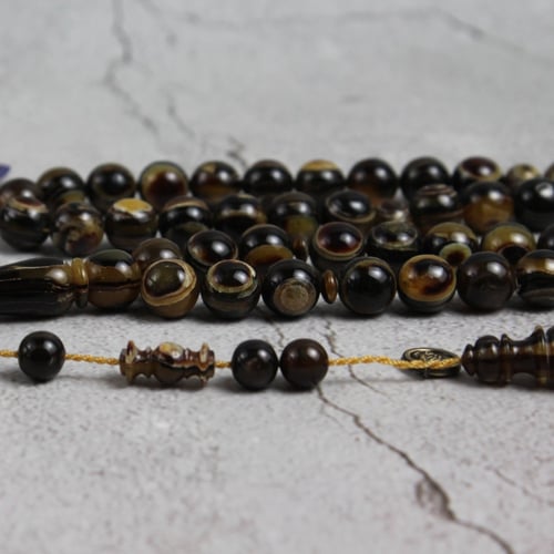 سبحة مميزة جدا من ظهر السلحفاة