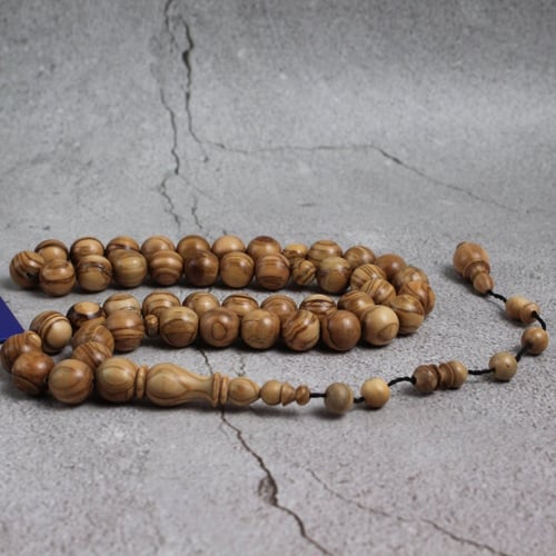 سبحة من خشب الزيتون