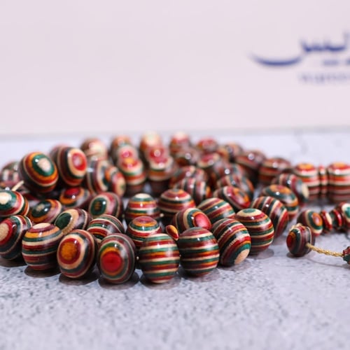 خشب الكافور متعدد الألوان