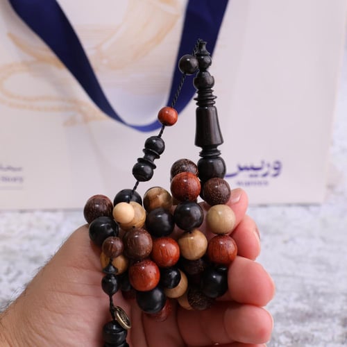 سبحة ماكنتوش من أخشاب طبيعية