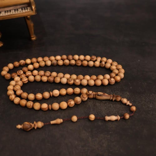 سبحة من خشب شجرة الزيتون ٩٩