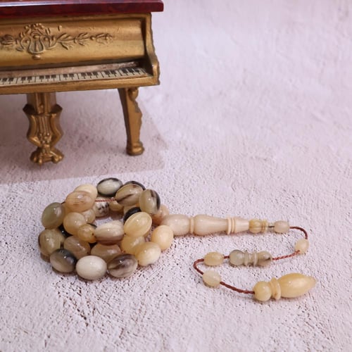 سبحة قرن الضأن الطبيعي ( فاتح )