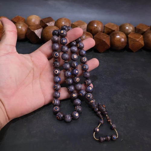 خشب الكافور أزرق