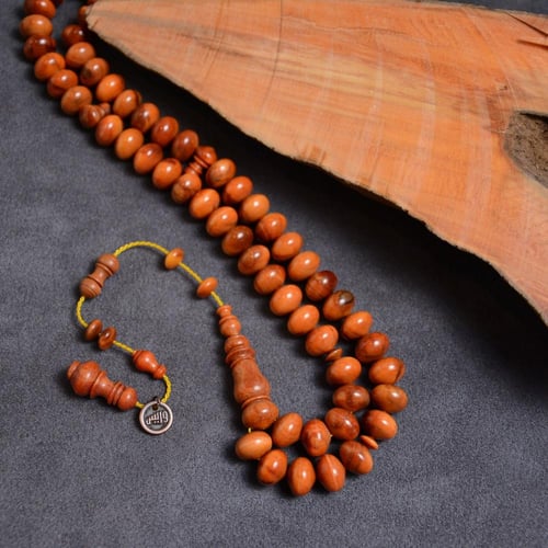 سبحة خشب وحيد القرن ذروي