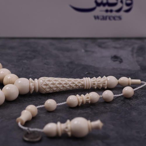 تحفة مميزة من الفيل نقش يدوي