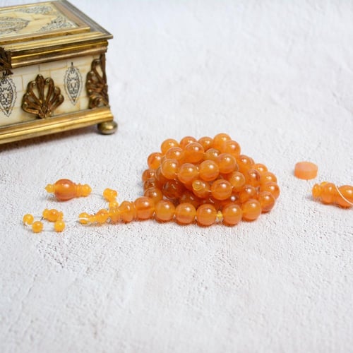 سبحة جلاليث مشمشي صب قديم