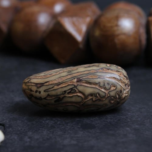 سبحة عود الصليب ( خشب الفاوانيا )