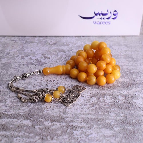 سبحة كهرمان طبيعي قديم